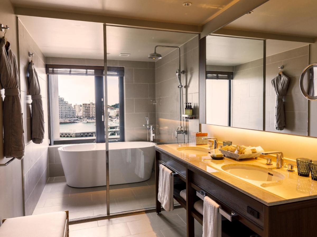 Mb Gallery Chatan By The Terrace Hotels Ngoại thất bức ảnh